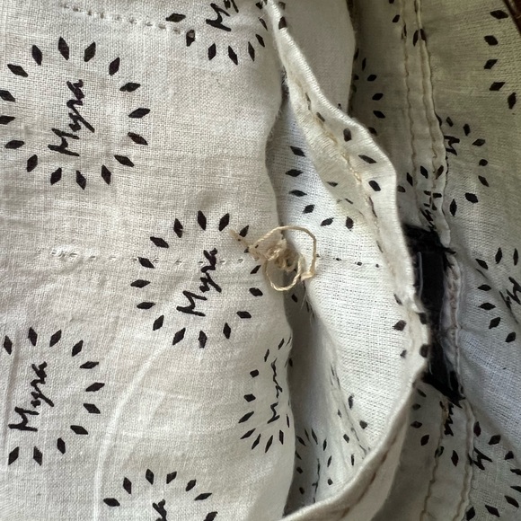 Myra Bucket Bag - Picture 2 of 6